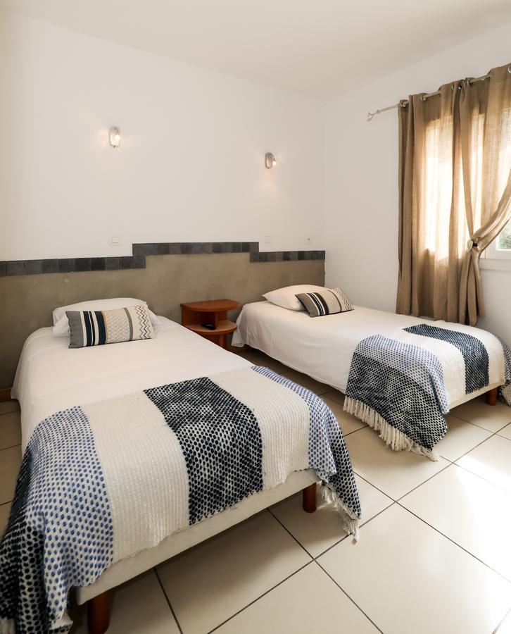 Macchie E Fiori Hotell Pianottoli-Caldarello  Exteriör bild