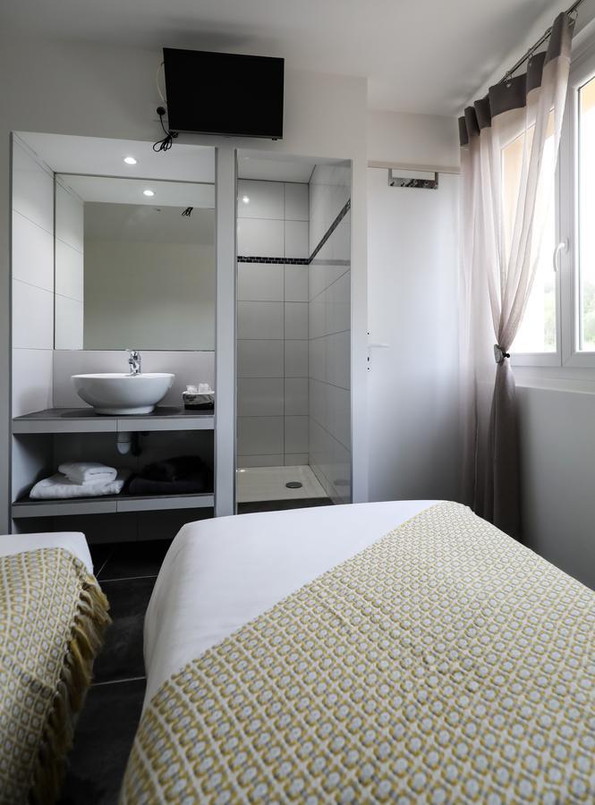 Macchie E Fiori Hotell Pianottoli-Caldarello  Exteriör bild